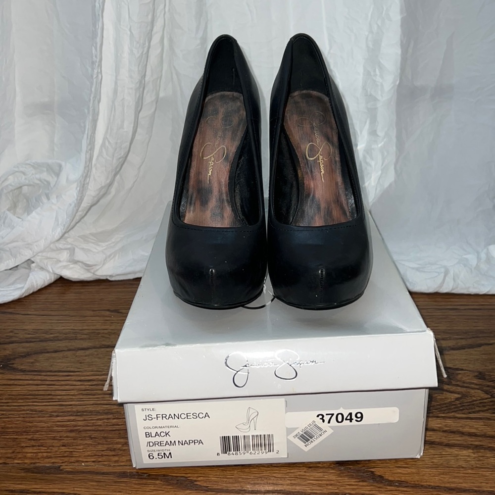Jessica Simpson Platform Heels (EUC)